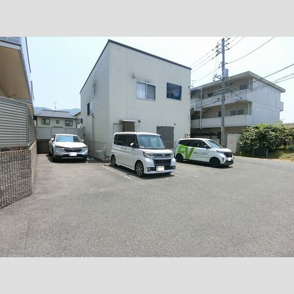 駐車場 (駐車場)