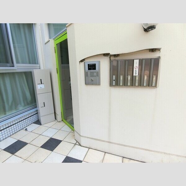 エントランス (エントランス(オートロック・集合ポスト・宅配BOX))