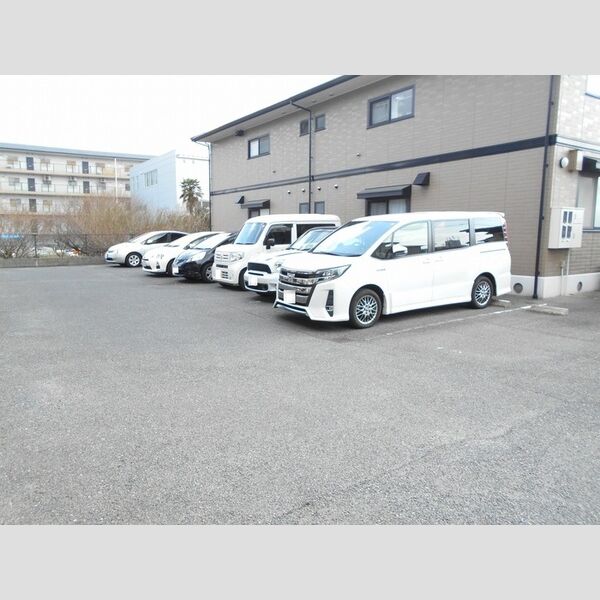駐車場 (駐車場)
