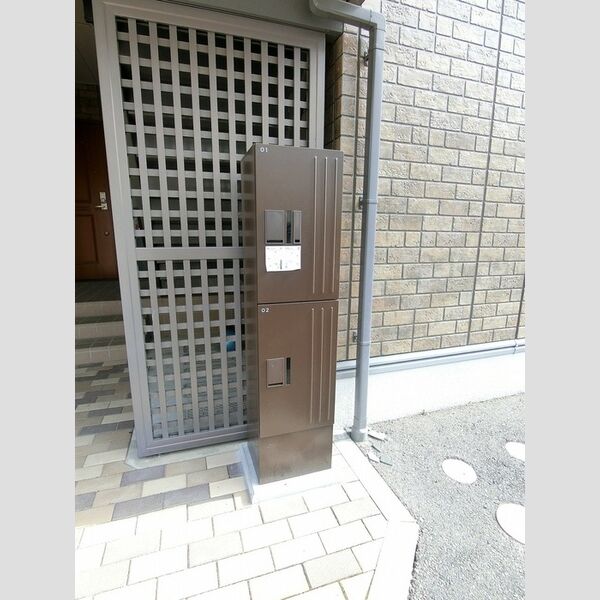 現地周辺 (宅配BOX)