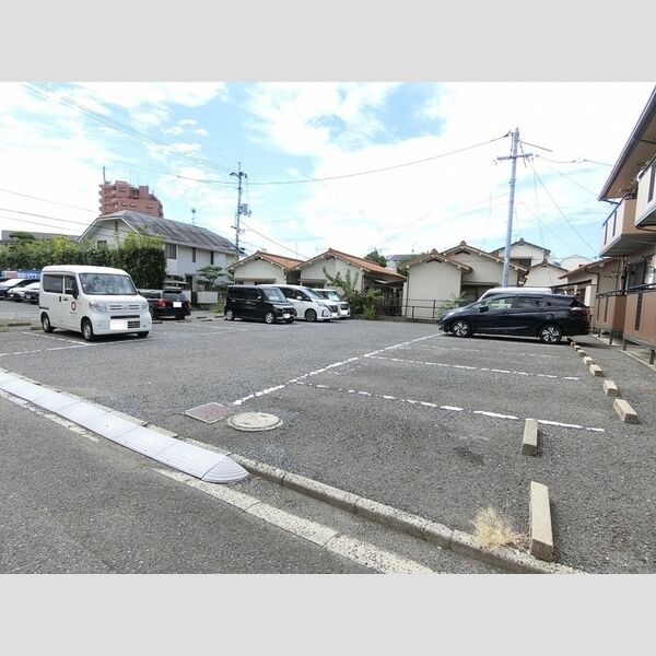 駐車場 (駐車場)