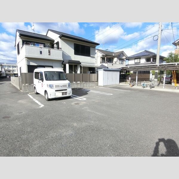 駐車場 (駐車場)