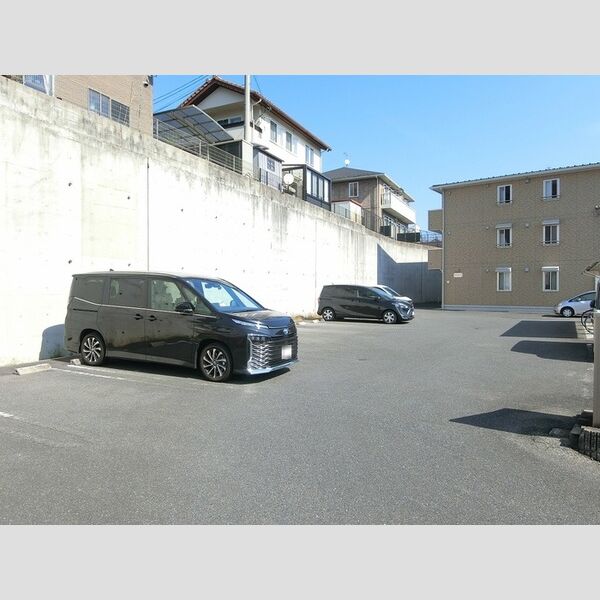駐車場 (駐車場)