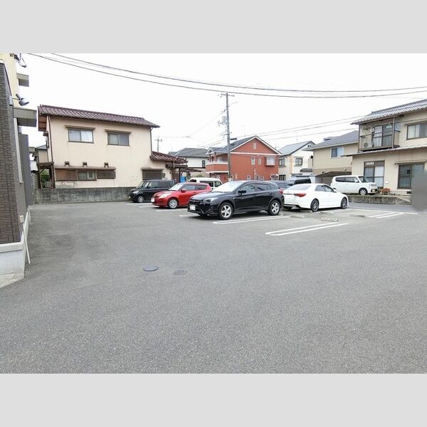 駐車場 (駐車場)