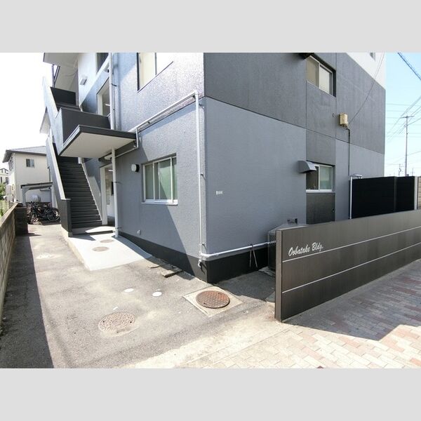 エントランス (エントランス)