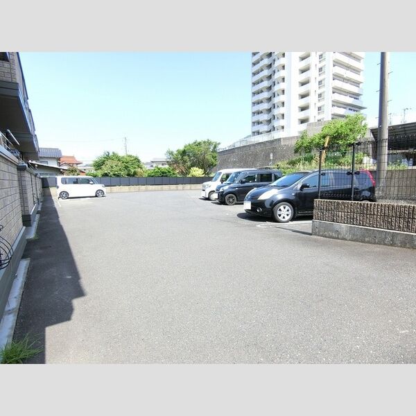 駐車場 (駐車場)