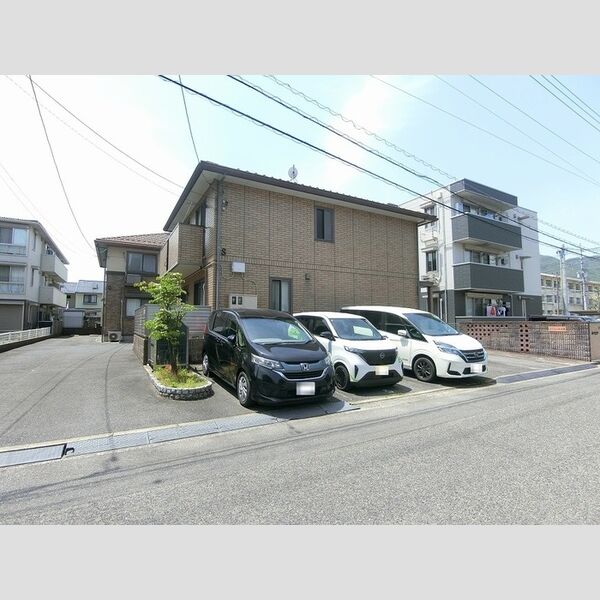 駐車場 (駐車場)