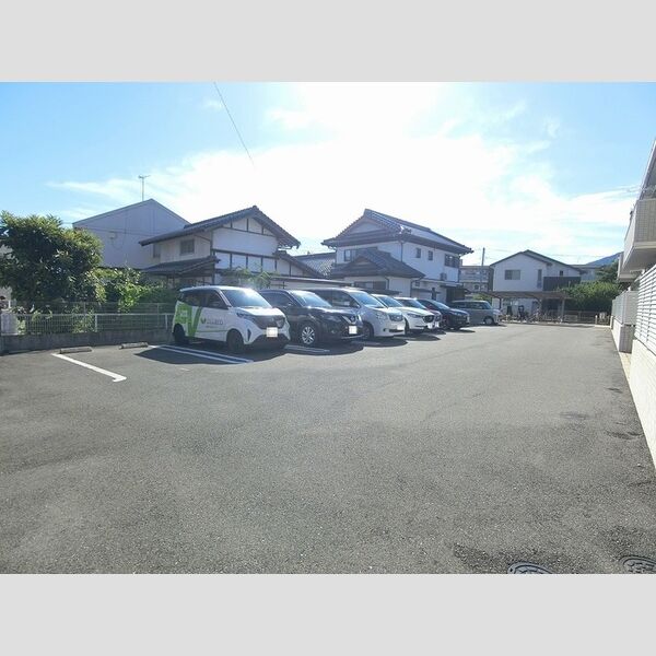 駐車場 (駐車場)