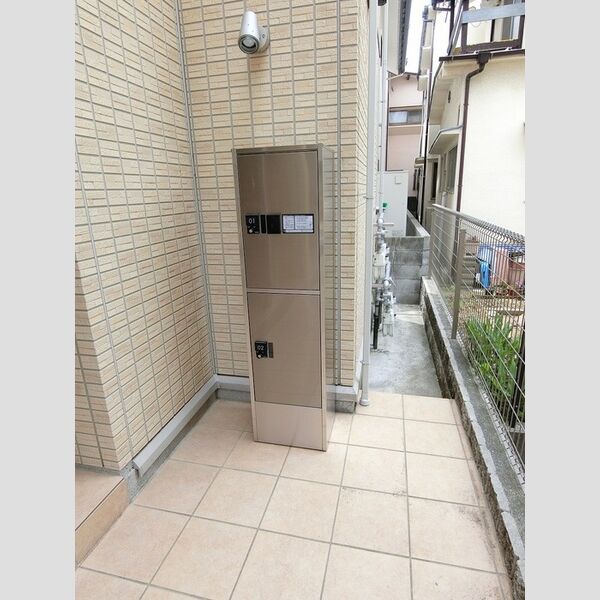 現地周辺 (宅配BOX)
