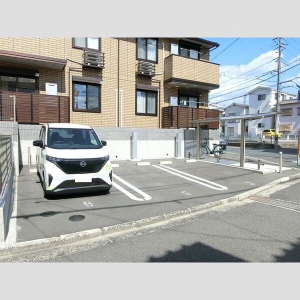 駐車場 (駐車場)