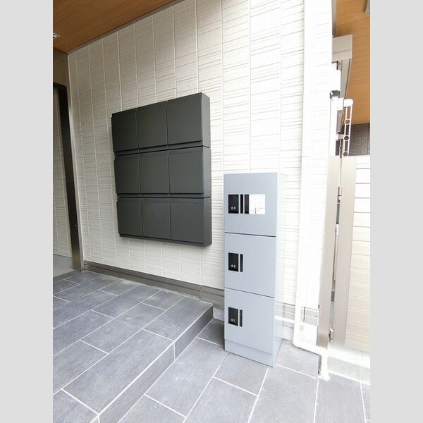 現地周辺 (集合ポスト・宅配BOX)