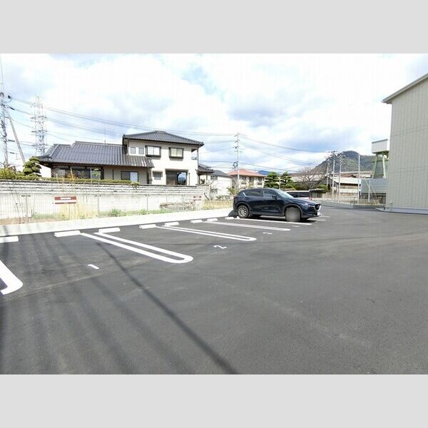 駐車場 (駐車場)