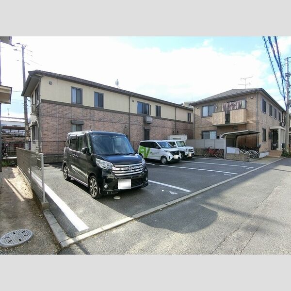 駐車場 (駐車場)