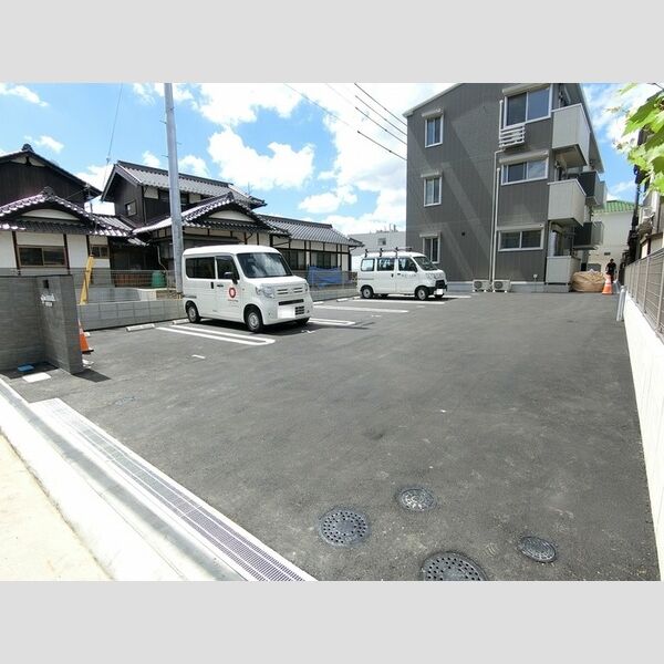 駐車場 (駐車場)