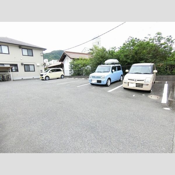 駐車場 (駐車場)