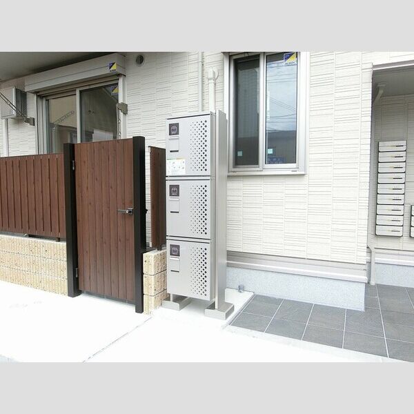 現地周辺 (宅配BOX)