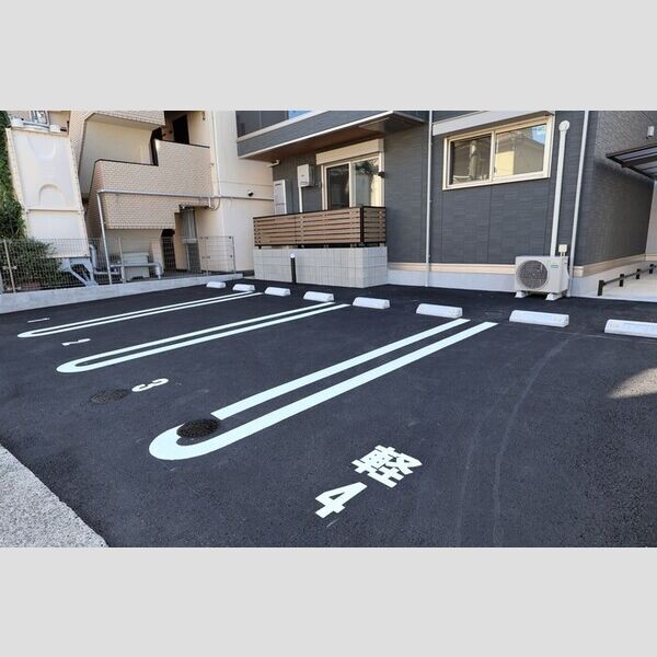 駐車場 (駐車場(北側))