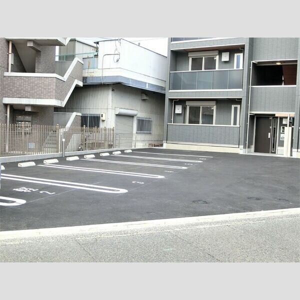 駐車場 (駐車場)