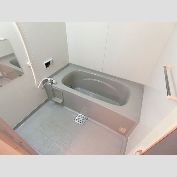 バス (浴室(追い焚き給湯付き))