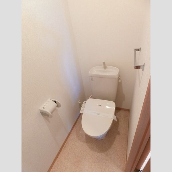 トイレ (トイレ(温水洗浄暖房便座))