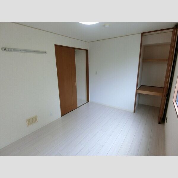 その他 (洋室6帖)