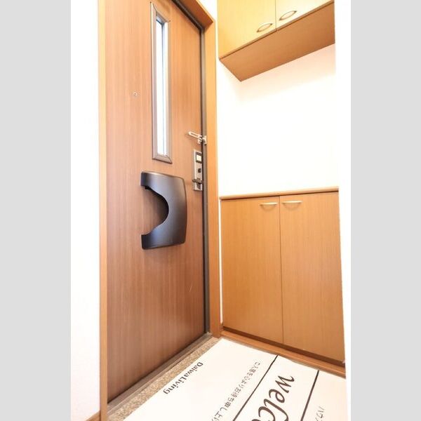 玄関 (玄関(室内側))