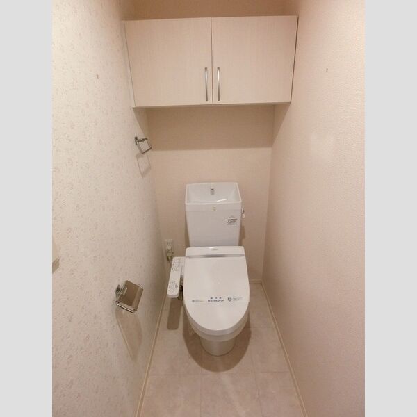 トイレ (トイレ(温水洗浄暖房便座))