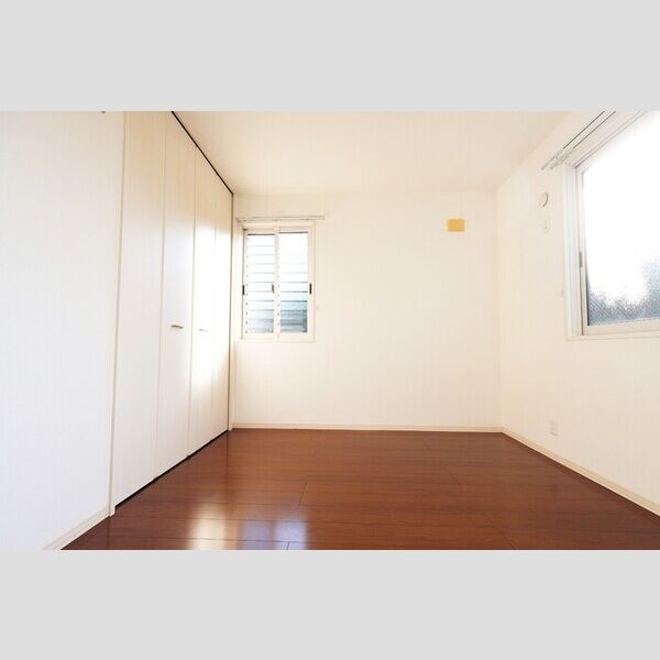 その他 (洋室(6帖)西側①)