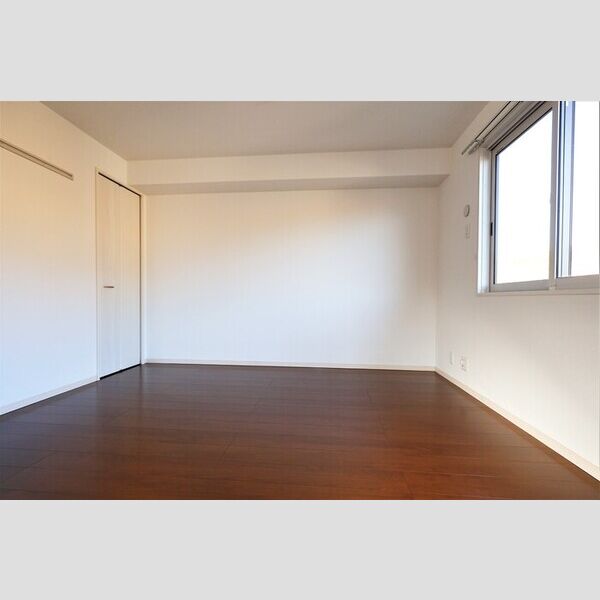 その他 (洋室(6帖)北側)