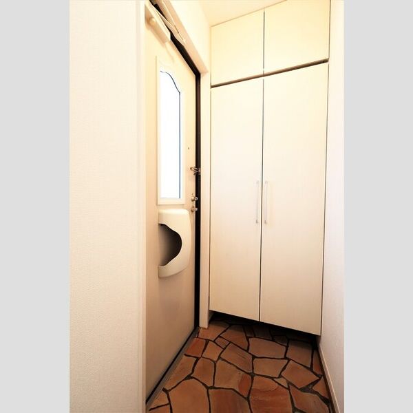 玄関 (玄関)