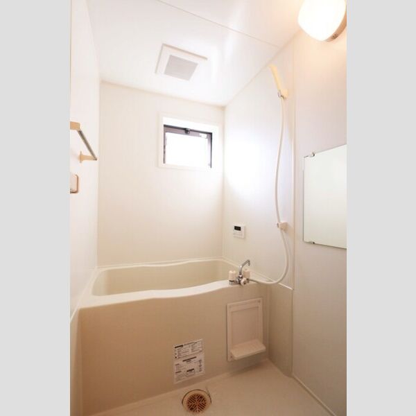 バス (バスルーム(追い焚き給湯))