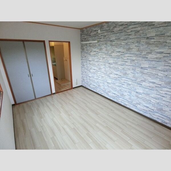 その他 (洋室6帖(エアコン付き))