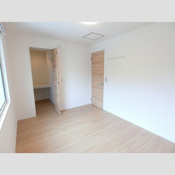 その他 (洋室6,1帖)