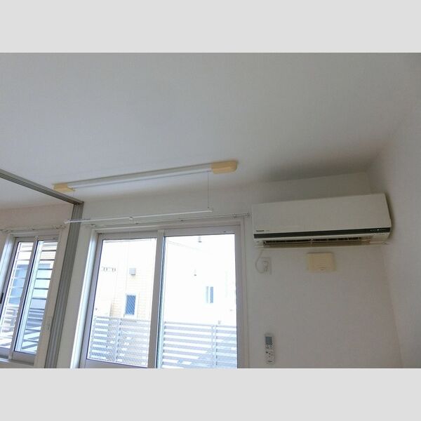 その他 (エアコン・室内物干し(LDK))