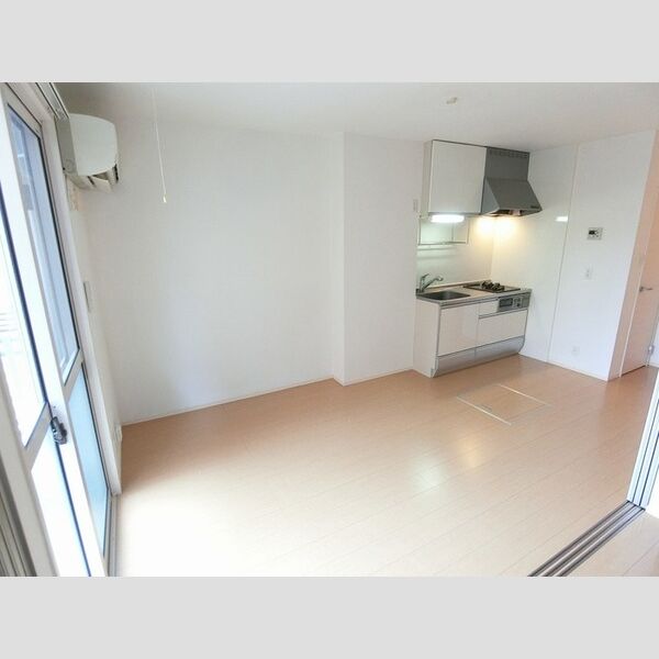 その他 (LDK8帖(エアコン・室内物干し付き))