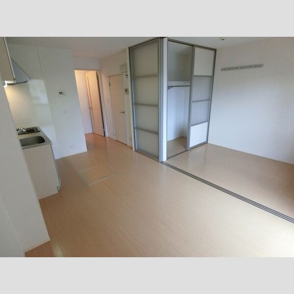 その他 (LDK8帖(エアコン・室内物干し付き))