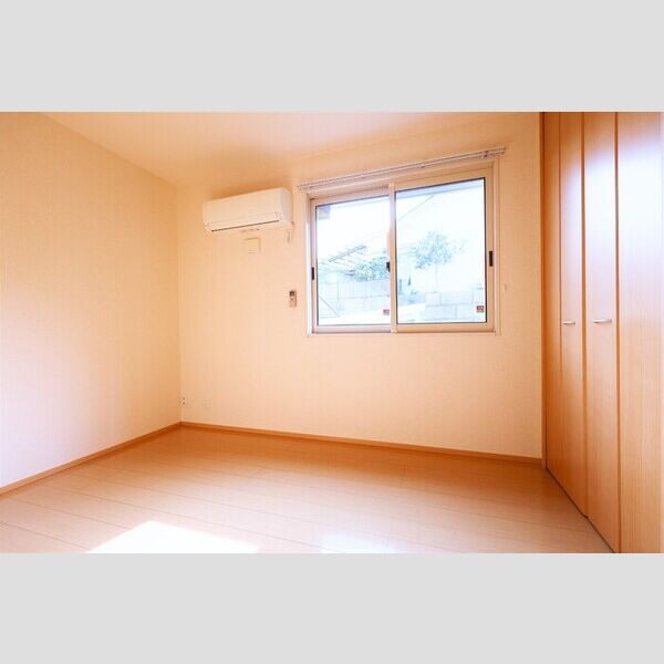 その他 (西洋室4.3帖(エアコン付き))