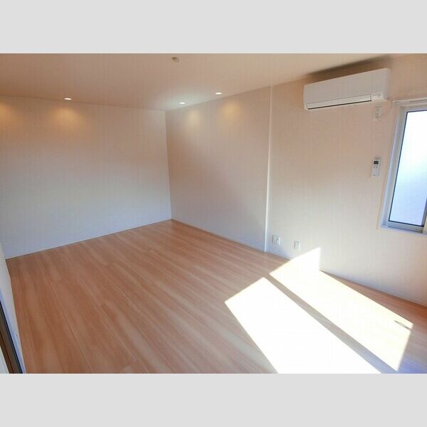 その他 (洋室14,6帖(エアコン・室内物干し付き))