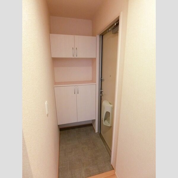 玄関 (玄関(室内側))