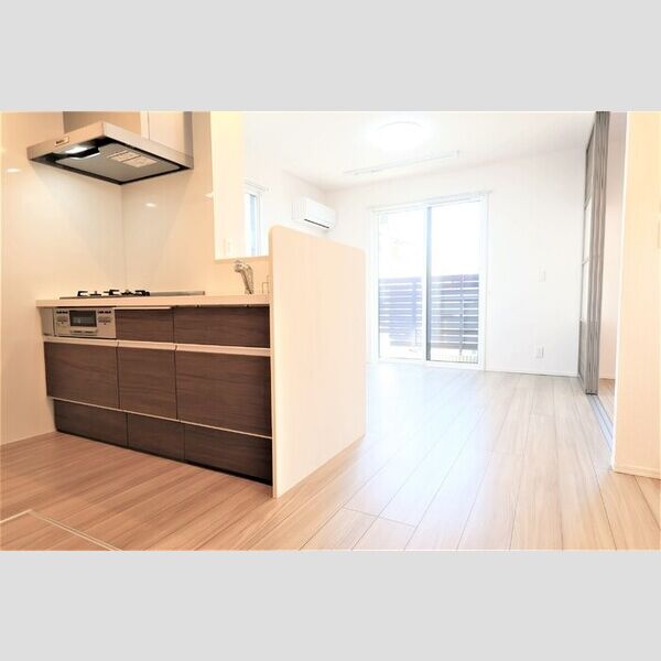 居室・リビング (LDK11.6帖(エアコン・室内物干し付))