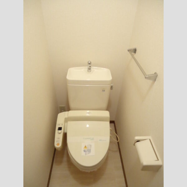 トイレ (トイレ)