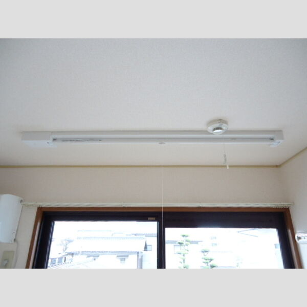 その他設備 (室内物干)