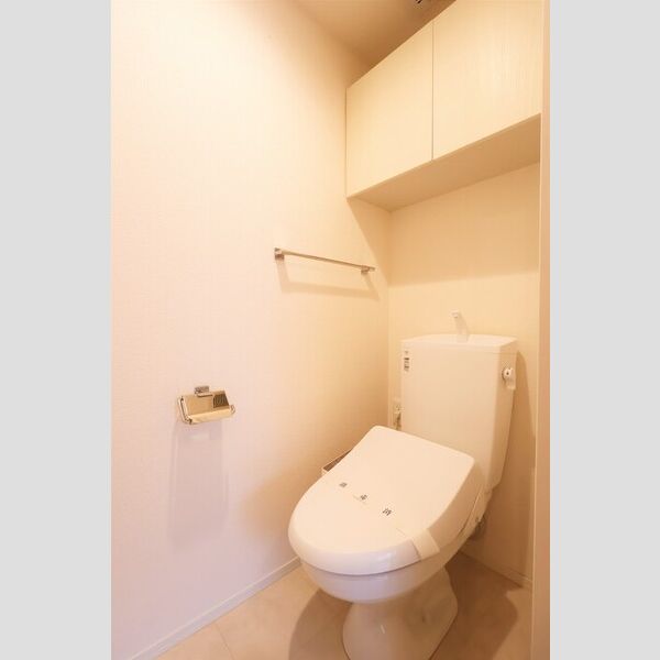 トイレ (トイレ(温水洗浄暖房便座))