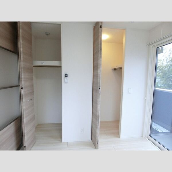 その他 (クローゼット・物入(南洋室))