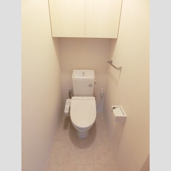 トイレ (トイレ(温水洗浄暖房便座))