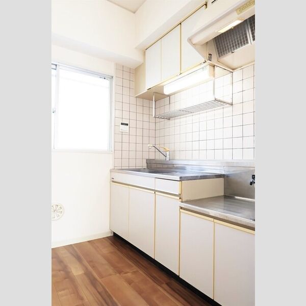 キッチン (キッチン)