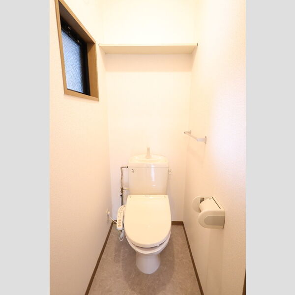 トイレ (温水洗浄暖房便座)