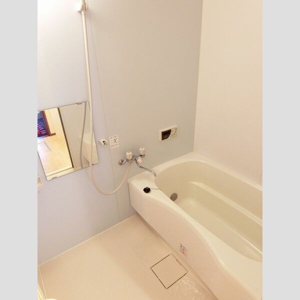 バス (浴室(追い焚き給湯付き))