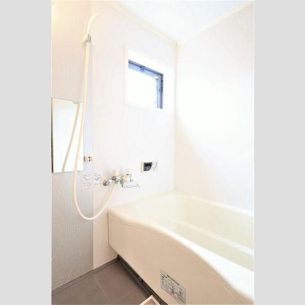 バス (浴室(追い炊き給湯付き))