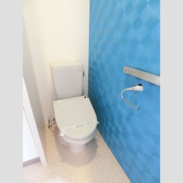 トイレ (トイレ(温水洗浄暖房便座))